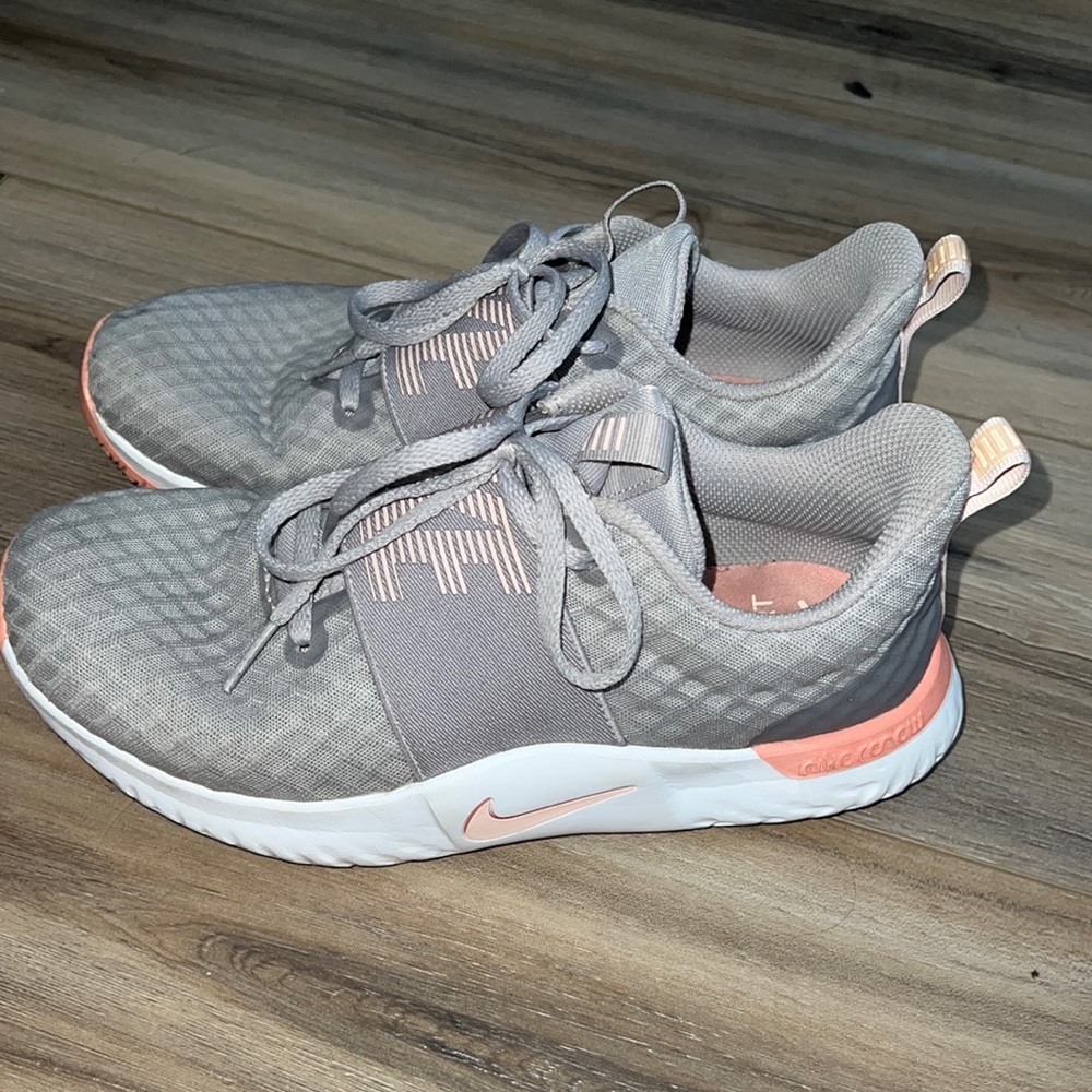 Nike In Season Renew